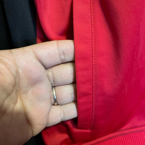 BCG XL red and black zip up light weight jacket - Picture 4 of 7